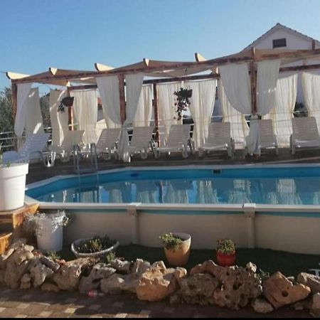Apartments Villa Dalmatina Vodice Bagian luar foto