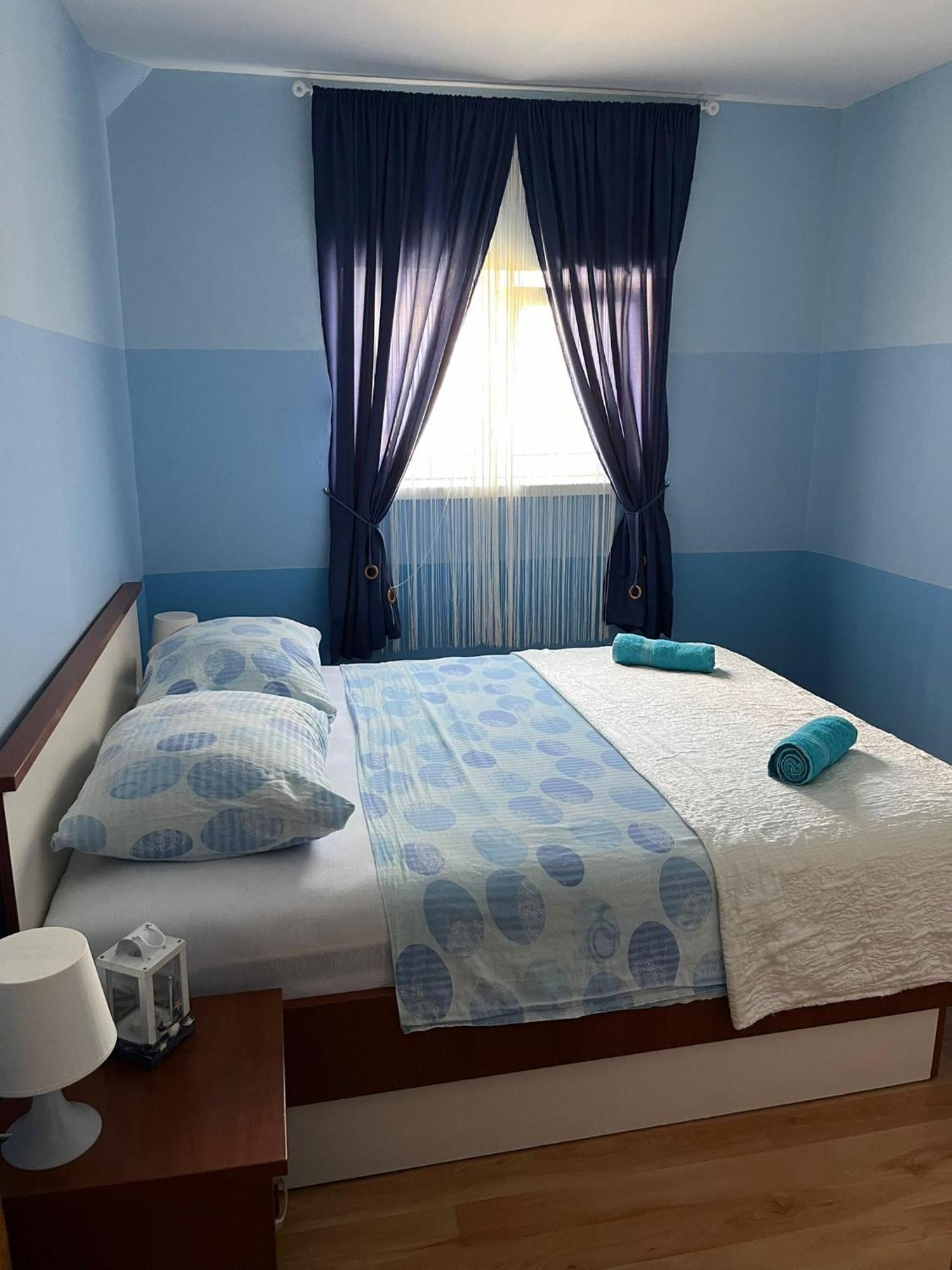 Apartments Villa Dalmatina Vodice Bagian luar foto