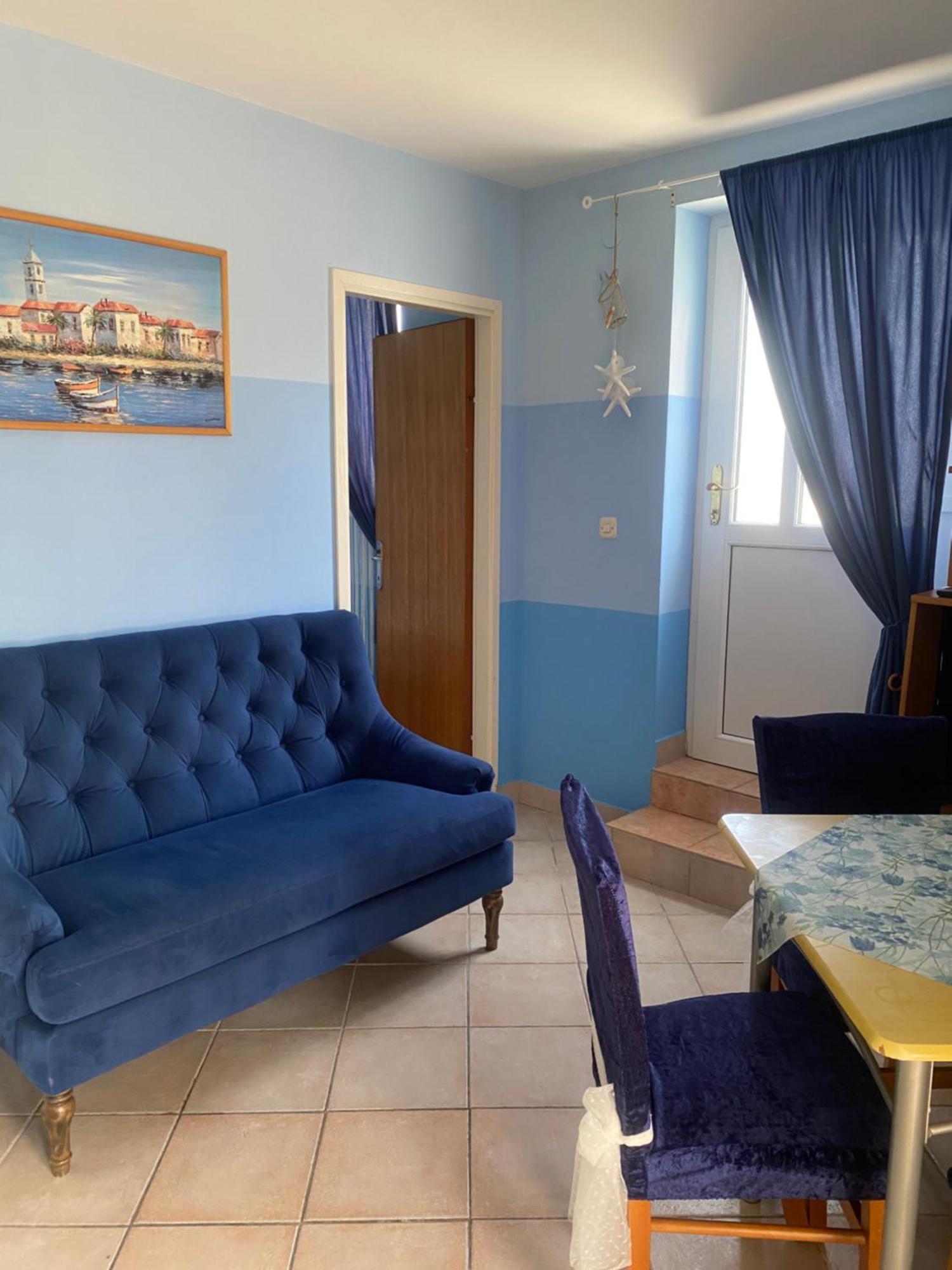 Apartments Villa Dalmatina Vodice Bagian luar foto