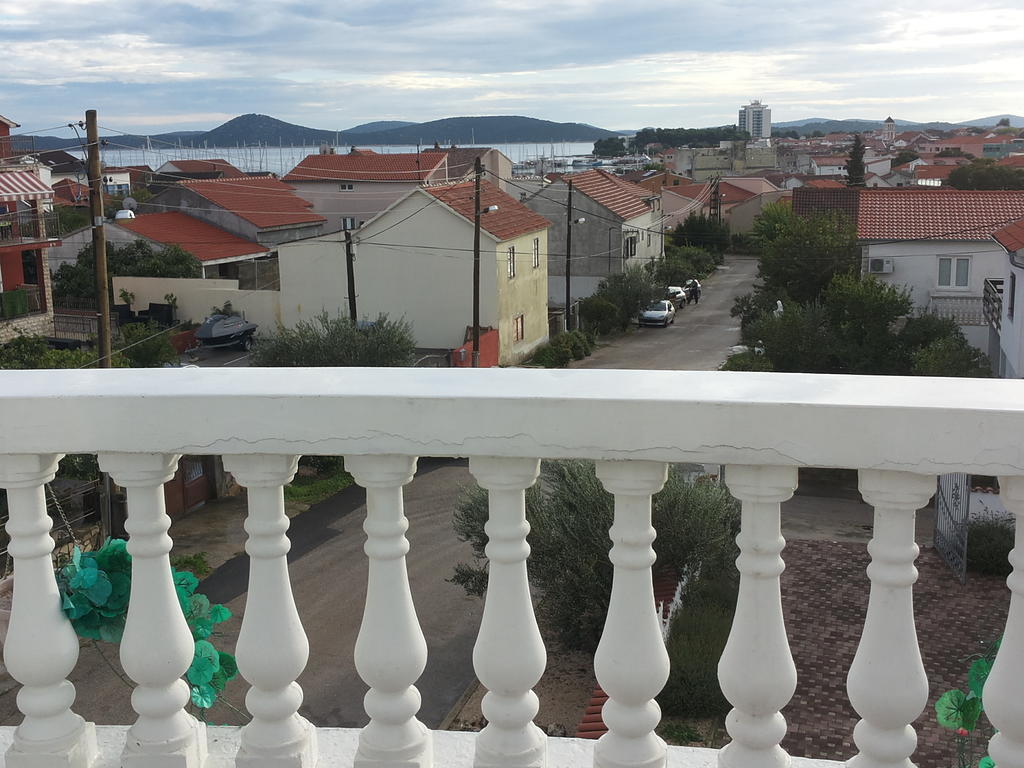 Apartments Villa Dalmatina Vodice Ruang foto