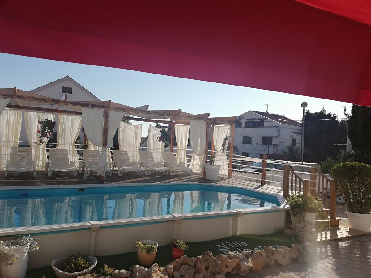 Apartments Villa Dalmatina Vodice Bagian luar foto